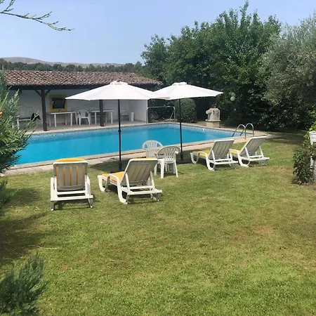 Quinta De S Miguel 'casa Das Oliveiras' Fundão