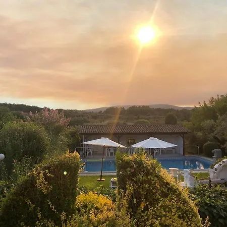 Quinta De S Miguel 'casa Das Oliveiras' *